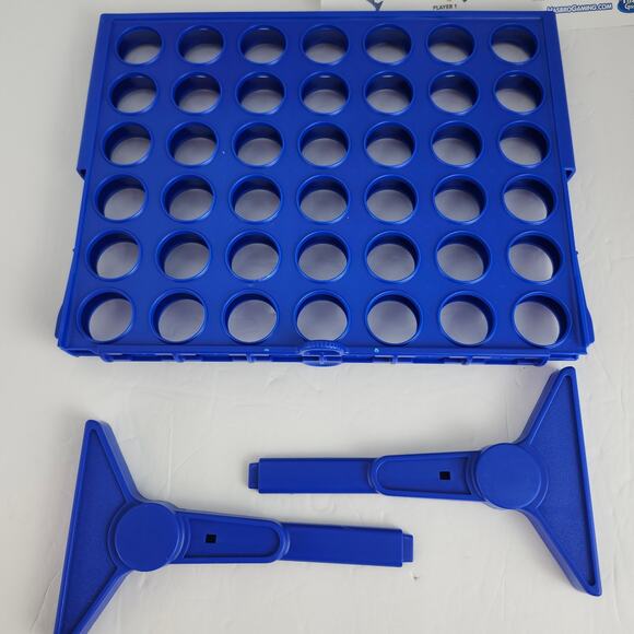 Hasbro Gaming Connect 4 Board Game A5640 Game Night 2016 Age 6+ Pre-Owned - Picture 7 of 13